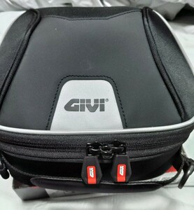 GIVI タンクロック　シートロック　美品