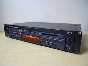 ★TASCAM★ タスカム 業務用 CD/MDプレーヤー MD-CD1 B mkⅢ / 2019年製 / 動作品・美品 / メンテナンス済 / 使用頻度少 / 取扱説明書 付属