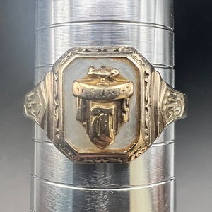 [10K] college ring /23 number / half Jones company /Herff Jones company /1930 period /1934 year / silver / Gold /10 gold / America / imported goods / Vintage 