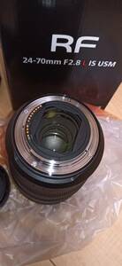 キャノンレンズ　　新品未使用！　RF24-70mm F2.8 L IS USM RF24-70F2.8LIS