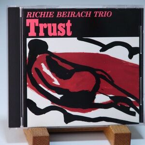 【日本盤】リッチー・バイラーク　RICHIE BEIRACH TRIO　TRUST　ピアノ・トリオ