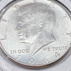 N35395 【銀貨】LIBERTY UNITED STATES OF AMERICA HALF DOLLAR 1964 ケネディー 外国コイン アンティーク 硬貨 アメリカ リバティの画像1