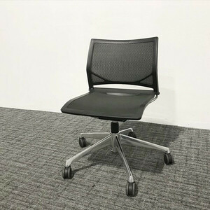 mi-ting chair oka blur elbow less with casters going up and down type tsaruto used IM-864737B