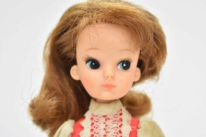 旧タカラ 初代 リカちゃん 後期 着せ替え人形[TAKARA MADE IN JAPAN][4期][ヘソなし][ドットなし][両腕連動][ツイストボディ][当時物]