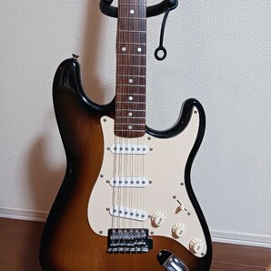 Squier by Fender Stratocaster Sunburst エレキギター ストラトキャスター サンバースト 美品の画像4