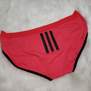 新品未使用品 M adidas ハーフショーツ 吸汗速乾 チェリーレッドの画像3