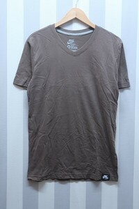 2-6999A/未使用品 NIKE NSW 半袖VネックTシャツ ナイキ 送料200円 