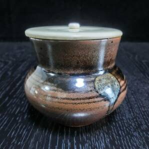 ★茶道具 / 瀬戸焼『加藤連瓶 作 飴釉 鮟鱇茶入(直径7.6cm / 高さ7cm）※陶印あり』※検)瀬戸 京焼 鉄釉 褐釉 瀬戸釉 大海 あんこう 茶壺★の画像1