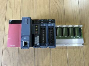 Mitsubishi 三菱電機 PLC シーケンサ Q38B Q61P Q06UDEHCPU QJ61BT11N QD77MS16 6点セット。