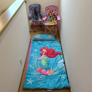 ディズニー アナ雪 リトル・マーメイド アリエルキャンプ アウトドア 寝袋 シュラフ 椅子 シュラフ アナと雪の女王 テント泊 アナの画像1