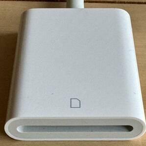 【送料無料・美品・純正品】Apple Lightning - SDカードカメラリーダー A1595の画像4