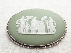 L097　ブローチ　WEDG WOOD　ウェッジウッド　グリーン　ジャスパー　Brooch