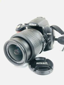 Nikon D5000 ボディ＋レンズ Nikon DX AF-S Nikkor 18-55mm 1:3.5-5.6G バッテリー付き セット品 M7