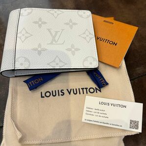 ルイヴィトン　ポルトフォイユ・ミュルティプル VUITTON モノグラム 二つ折り財布 ルイヴィトン ポルトフォイユ 財布 