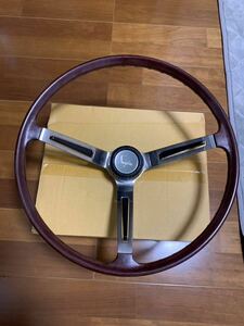 ウッドステアリング 旧車 当時物 日産 ハコスカ スカイラインケンメリレア物ダットサン CLASSIC ハンドル