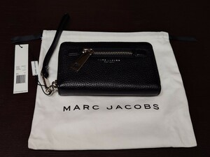 MARC JACOBS