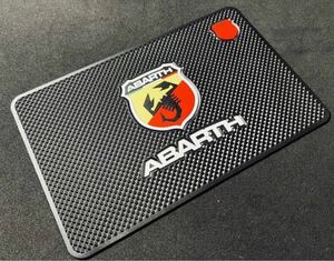 ★ ABARTH アバルト ダッシュボード滑り止めパッド★