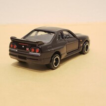 絶版トミカ 日産 スカイライン GT-R R33 誕生50周年記念 後期 BCNR33 中古 美品 箱無_画像6