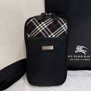 美品 激レア BURBERRY BLACK LABEL バーバリーブラックレーベル ナイロン&本革 スリングバッグ 縦型ボディバッグ ノバチェック 黒 #2685