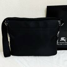 美品 レア BURBERRY BLACK LABEL バーバリーブラックレーベル 中型ショルダーバッグ メッセンジャーバッグ ノバチェック 黒 #2695_画像5