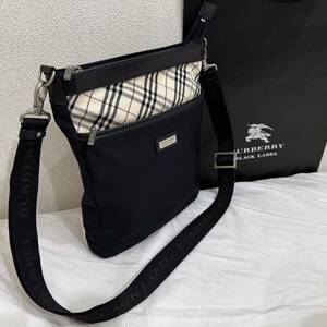 美品 レア BURBERRY BLACK LABEL 強靭なバリスティックナイロン＆本革 ミニショルダーバッグ ノバチェック 紺白 #2706