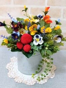 Art hand Auction ◇A very cute pansy & lavender flower arrangement◇Perfect for decorating your room! Flower art Kanon, Handcraft, Handicrafts, Art Flower, Pressed flowers, arrangement