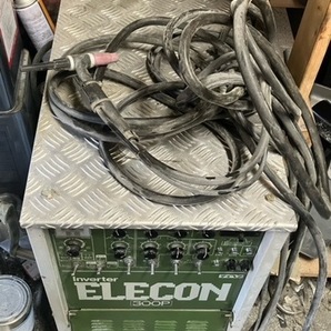 ELECOM300P アルゴン溶接機 200v 三相 中古 八王子まで取りに来た下さい。お願いします。の画像2