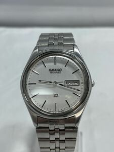 美品腕時計 SEIKO セイコー SQ 5Y23-8040 / ビンテージ/ メンズ/ クォーツ/ デイデイト/純正ベルト/ 日本製