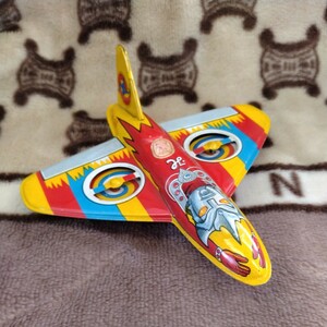 Tubiki Airplane Showa Retro Vintage В то время Tsuburaya Professional Ultraman Leo Ow