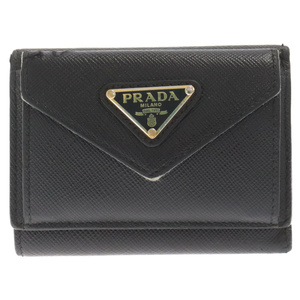 PRADA プラダ サフィアーノトライアングルロゴプレート コンパクトウォレット 三つ折り財布 ブラック 1MH021 QHH F0002