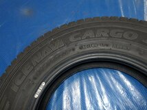 『GOODYEAR　グッドイヤー　ICE NAVI CARGO　アイスナビ　145/80R12. 80/78N.LT　2022年製　冬タイヤ　スタッドレスタイヤ　1本のみ』_画像4