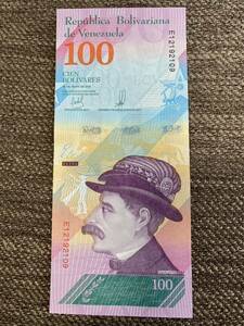 【未使用 】100ボリバル　ベネズエラ 紙幣⑥
