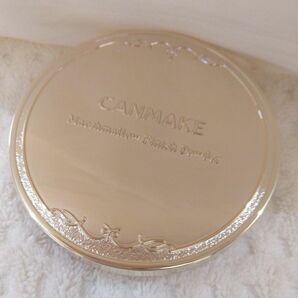 CANMAKE マシュマロフィニッシュパウダー