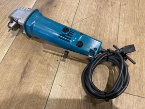 018★おすすめ商品★マキタ makita 10mmアングルドリル DA3000P