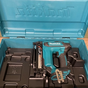 020♪おすすめ商品♪マキタ makita 充電式タッカ ST421DZKの画像1