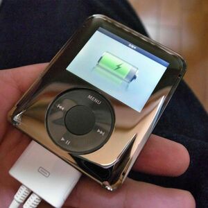 iPod nano 第3世代用 GRIFFIN製 ハードケース