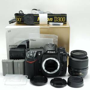 【美品】ニコン Nikon D300 ＋ AF-S DX Zoom - Nikkor 18-55mm f3.5 - 5.6G ED II レンズセット《元箱付》 　　　　　　　　　　KK403008