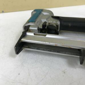 【中古品】★マキタ エアータッカー 10mm AT1025A ITZL4Q3Y607Aの画像7