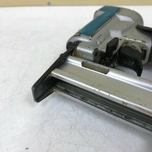 【中古品】★マキタ エアータッカー 10mm AT1025A ITZL4Q3Y607Aの画像6