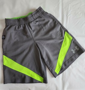 ★UNDER ARMOUR　アンダーアーマー　BOYS ハーフパンツ　130