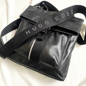 1円 未使用級 男の必需品 HUGO BOSS ショルダーバッグ ボディバッグ メンズ サコッシュ ポシェット 2way ハンドバッグ レザー 大谷翔平