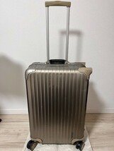 リモワ トパーズ プレミアム チタニウム チェックインM 63L RIMOWA 4輪_画像3