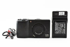RICOH GR DIGITAL 2 デジタルカメラ　リコー　605
