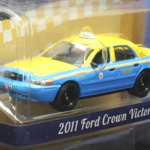 1/64 グリーンライト 2011 フォード・クラウンビクトリア Ford Crown Victoria タクシー Checker Cab Co.Taxi City of Los Angelesの画像2