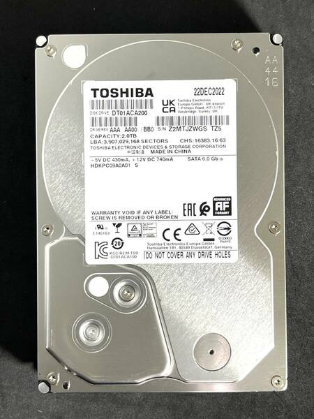 【送料無料】　★ 2TB ★　TOSHIBA / DT01ACA200　【使用時間： 28 ｈ】　2022年製　稼働極少　3.5インチ 内蔵 HDD　SATA600/7200rpm