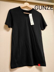 GUNZE タグ付き新品 Vネック Tシャツ Ｍサイズ ブラック 日本製