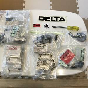 1/8 DELTA パーツ＆工具＆ステッカー等あれこれセット アソシ