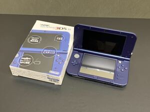 C26 美品　Newニンテンドー3DSLL Nintendo 本体　箱あり 任天堂 メタリックブルー 箱　説明書　ARカード付き　ゲーム