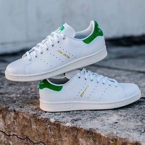 アディダス オリジナルス スタンスミス 23.5cm 定価15400円 ホワイト/グリーン 白 緑 STAN SMITH スニーカー