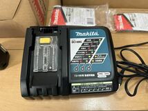 【中古】マキタ クリーナー 掃除機 18V 純正バッテリー 充電器 セット CL182FDZW　サイクロン　送料無料_画像6